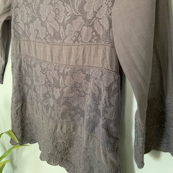 L.O.G.G. by H&M Mushroom Gray Cotton and Lace Top - Picture 3 of 11